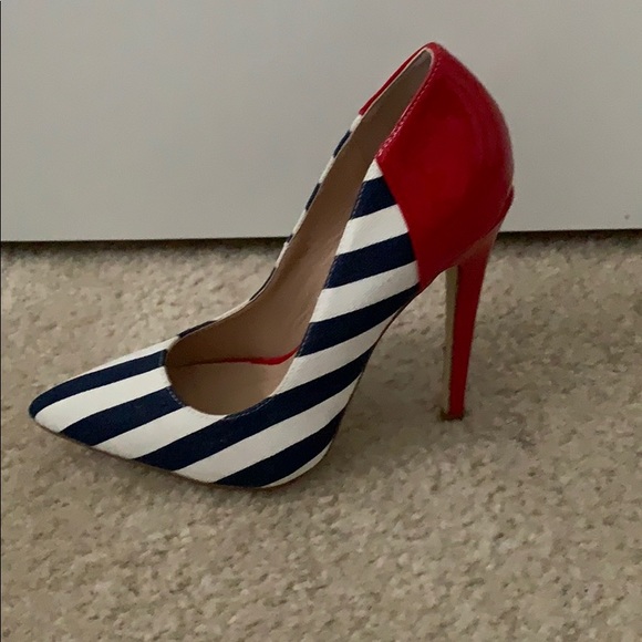 High heels - Picture 3 of 7
